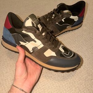 AUTH Valentino Men's Camouflage Rockrunner Sneakers